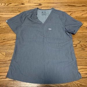 Figs Women’s Catarina One Pocket Scrub Top Graphite